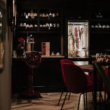 Boscovich Boutique Hotel-2